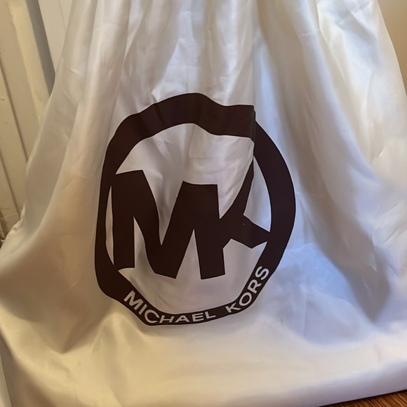 Michael Kors Shoulder Bag Gold Chains - Picture 6 of 6